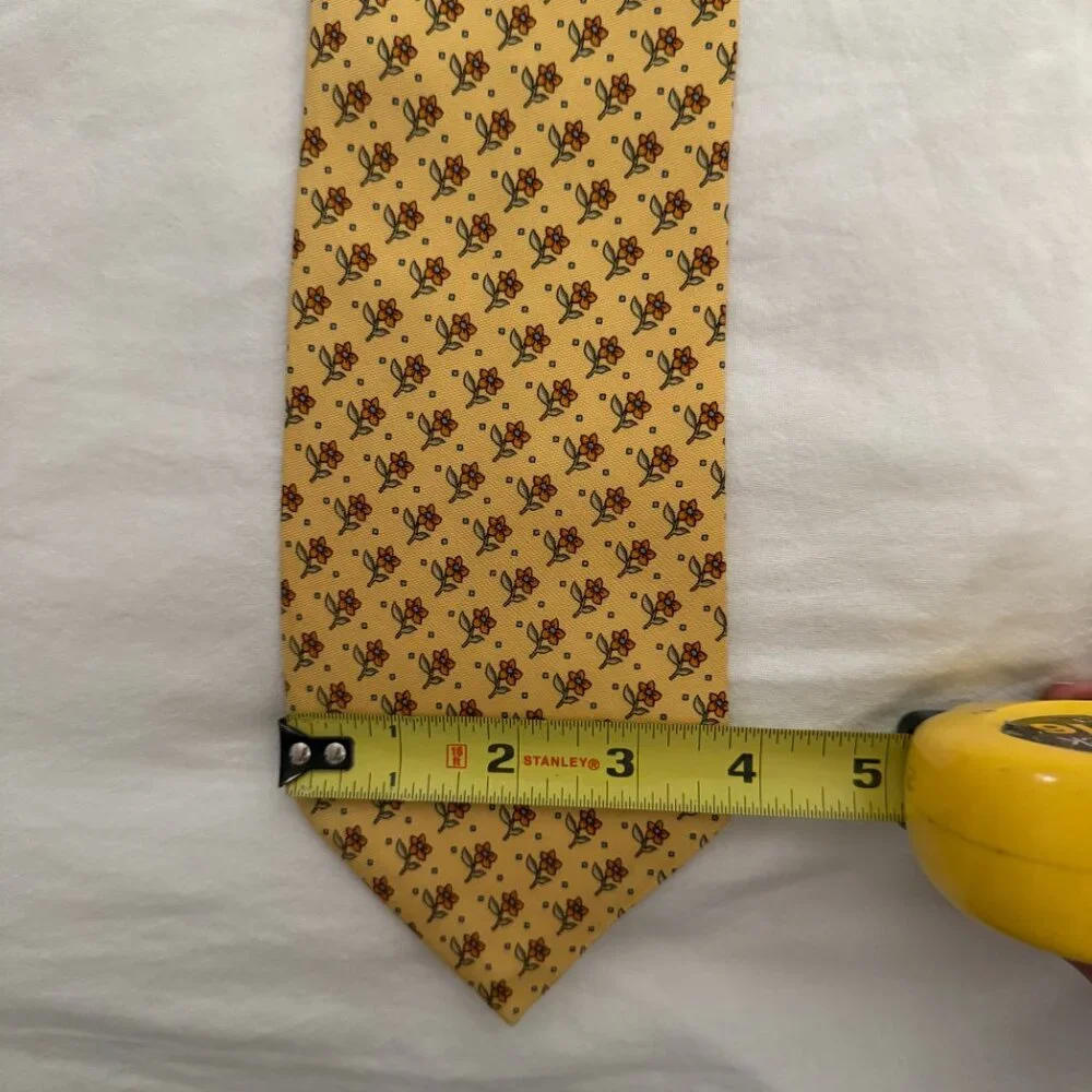 Brooks Brothers Basics Pure Silk Made in USA tie floral flower autumn fall gold